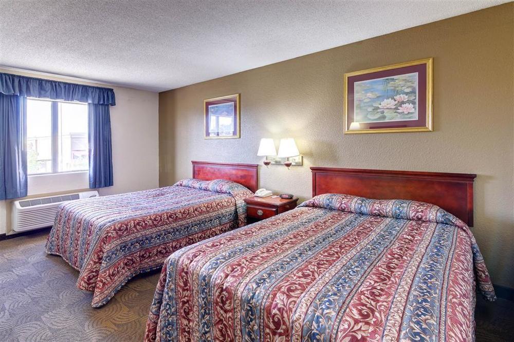 Regency Inn&Suites Biloxi Zimmer foto