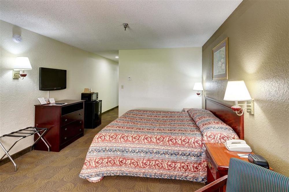 Regency Inn&Suites Biloxi Zimmer foto